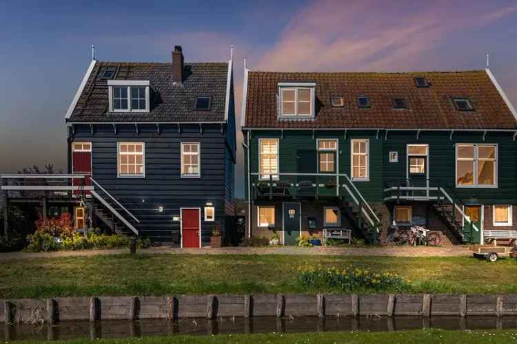 Vrijstaande woning Marken: Ruime gezinswoning met tuin