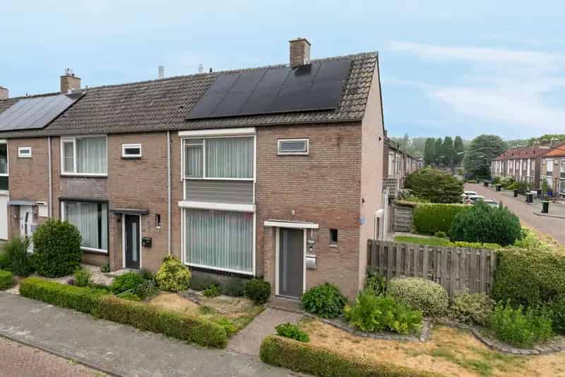 Huis te koop Geertruidenberg: Duurzame eindwoning 3 slaapkamers