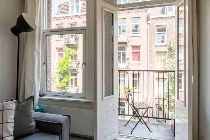 2 Kamer Appartement Amsterdam Kinkerbuurt 47m2 Twee Balkons
