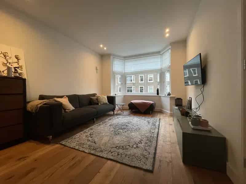 Gemeubileerd 2-kamer appartement Amsterdam West te huur