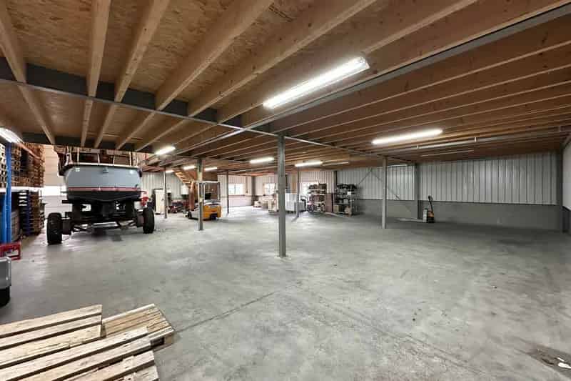 Bedrijfshal te Huur Werkendam 305m2  Magazijn Opslag