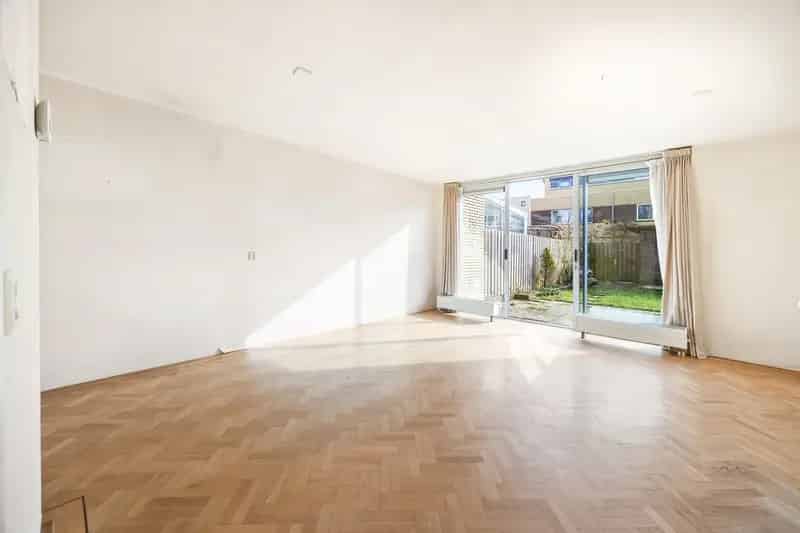 Huis te koop Den Haag 5 slaapkamers grote tuin