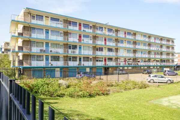 Te huur woning: Vloer ter overname - VGI en GBA vereist