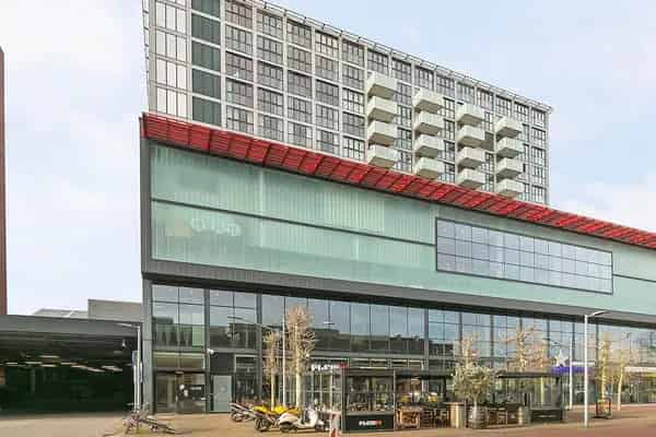 Appartement Raadhuisplein Hoofddorp: Modern Gemeubileerd