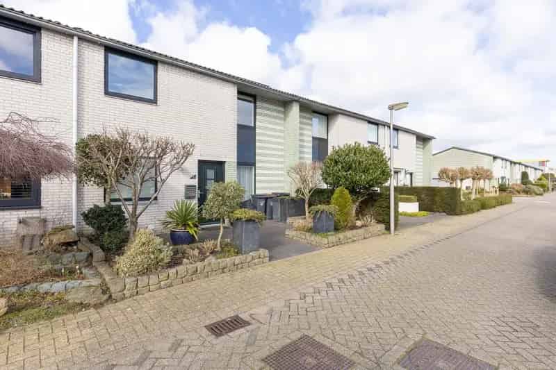 Riante gezinswoning Purmer Zuid 133m2 Veranda 10 Zonnepanelen A+