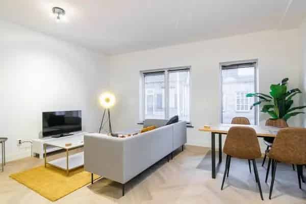 Appartement Tilburg: Gemeubileerd 2-kamer appartement
