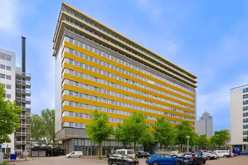 Kantoorruimte Amsterdam Oost te huur 646m²