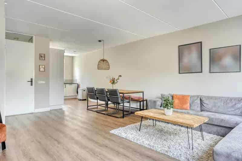 Moderne woning Ochten uitbouw diepe tuin 3 slaapkamers