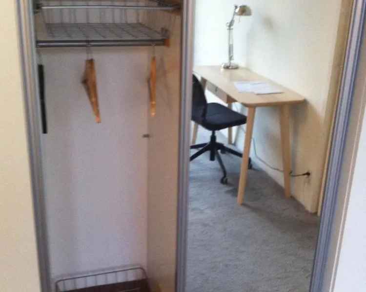Lichte kamer in stijlvol appartement