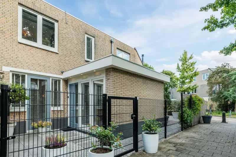 Huis te koop: Dr. L.J. Rogierstraat 108 2552 LB Den Haag | Funda