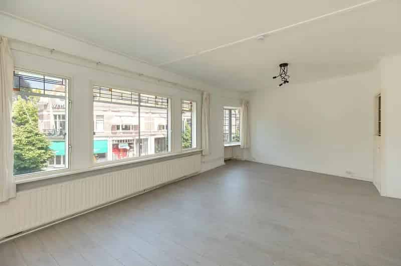 Monumentale Bovenwoning Hilversum 4 Slaapkamers Dakterras