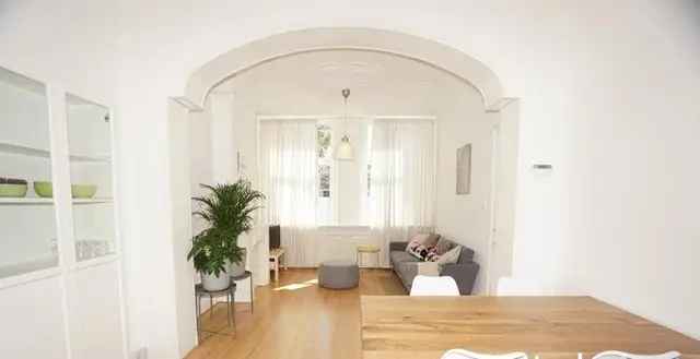 Galerijflat Rotterdam 80m2 2 Kamers Huur September 2024