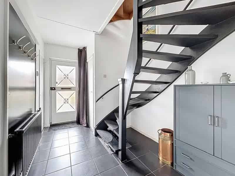 Tussenwoning Breskens 3 slaapkamers garagebox zonnepanelen