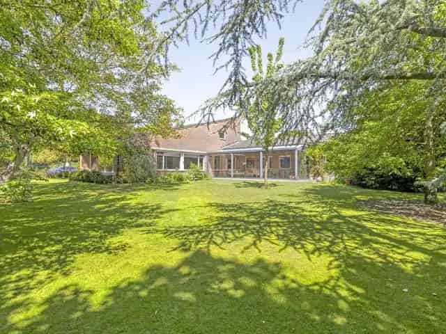 Vrijstaande villa te koop Noordwijk 4 slaapkamers grote tuin
