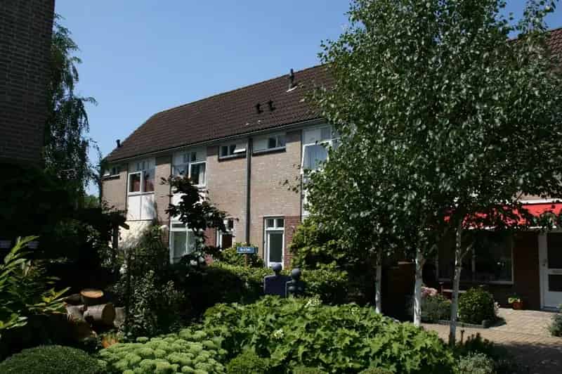 2 Slaapkamers De Lier 8 Zonnepanelen Achtertuin