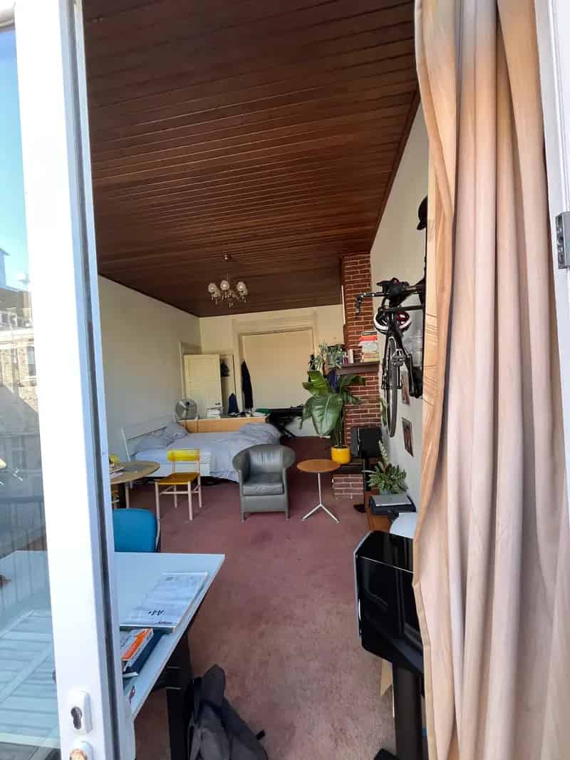 Mannenhuis zoekt twee onderhuurders 34m2 kamer