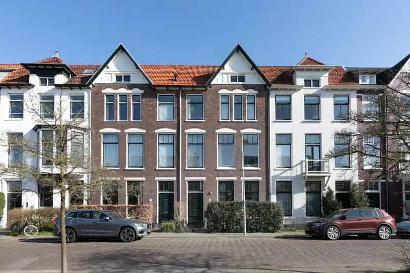 Huis te Koop Haarlem Koninginnebuurt 7 slaapkamers 233m2