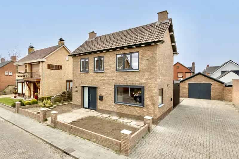 Vrijstaande woning gerenoveerd 3 slaapkamers St Willebrord