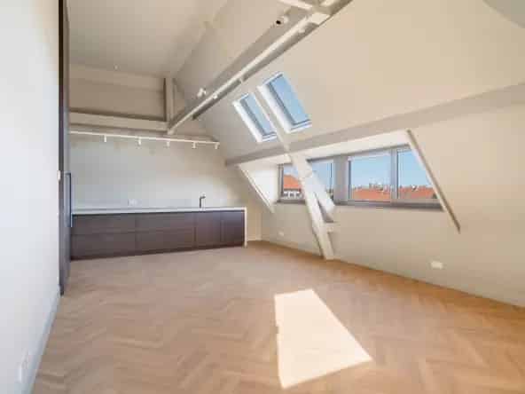 Luxe Appartement Voorburg  3 slaapkamers 2 badkamers