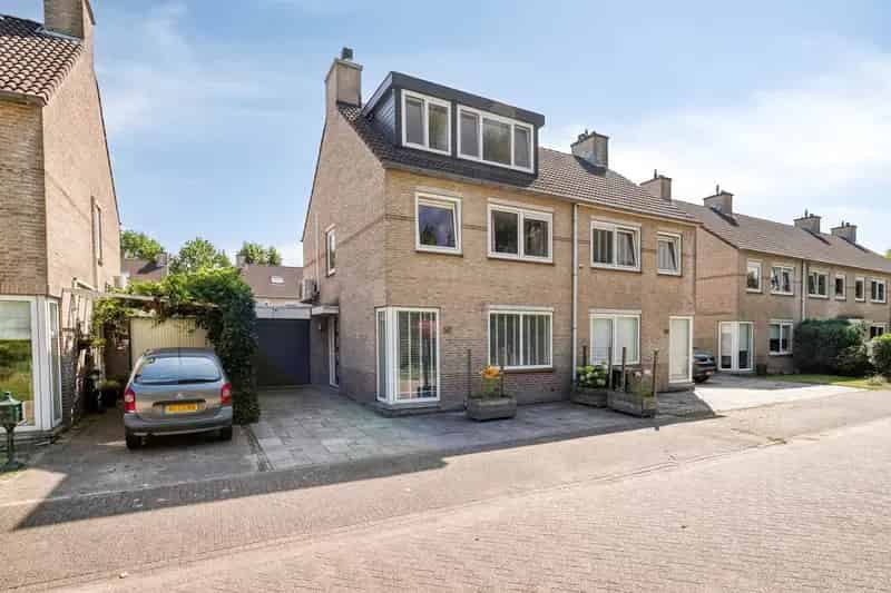 Huis te koop: Kadegriend 52 1356 CE Almere | Funda