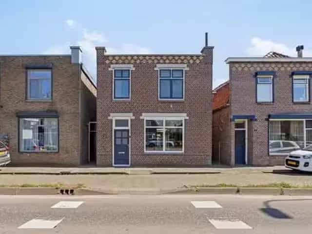 Vrijstaand huis Dinteloord 3 slaapkamers grote tuin