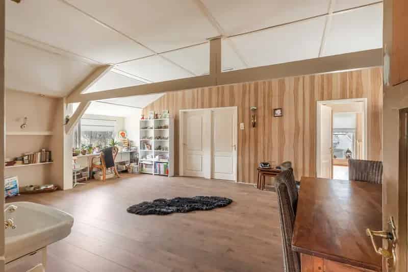 Ruime woning Rijnsburg veel ruimte mogelijkheden gezinnen bedrijf aan huis