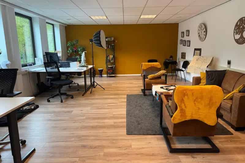 Bedrijfshal Bilthoven Kantoorruimte 144m² te Huur