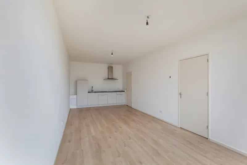 3-kamerappartement Overschie 60m2 Ruime Tuin Gerenoveerd