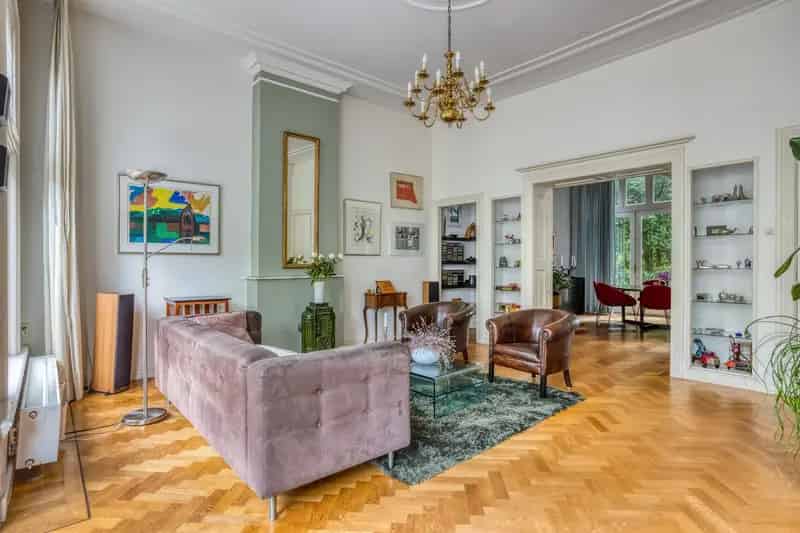 Herenhuis Plantagebuurt 225m2 5 slaapkamers tuin