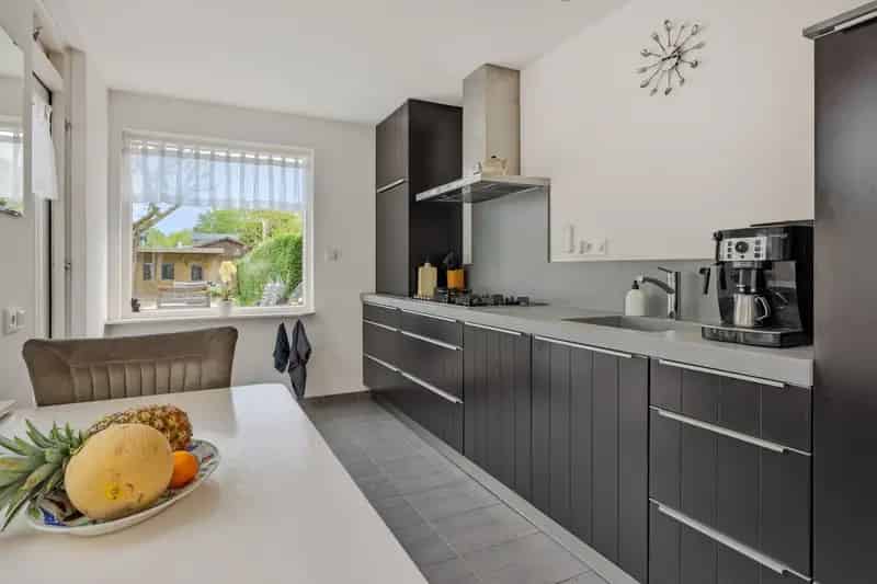 Tweekapper Heesch Ruime Tuin 3 Slaapkamers Moderne Keuken