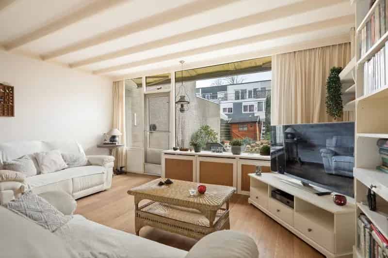 Ruime Tussenwoning Deventer 4 Slaapkamers Nabij Voorzieningen