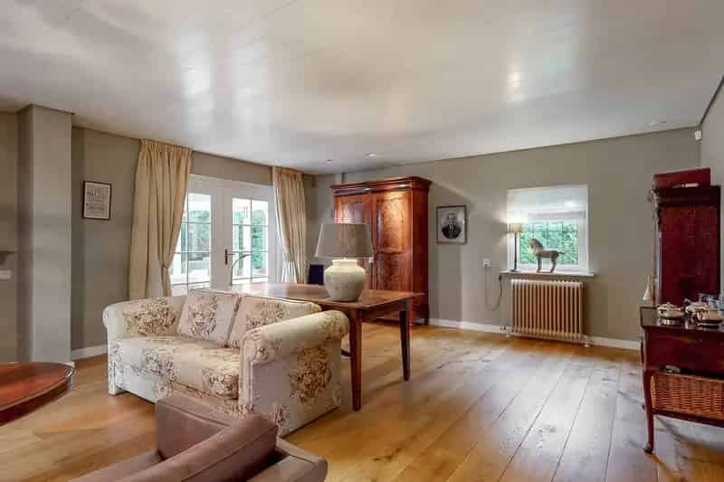 Vrijstaande woning Emmalaan Hoorn: Ruime semi-bungalow met 4 slaapkamers