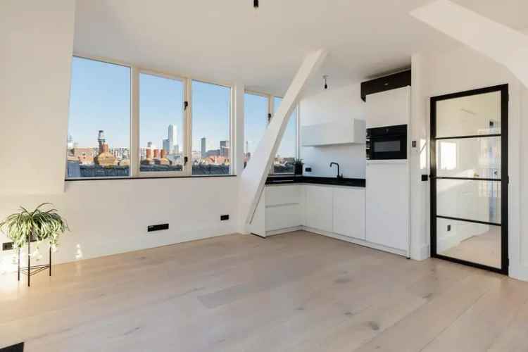 Rotterdam Afrikaanderwijk: Top appartement met terras te koop