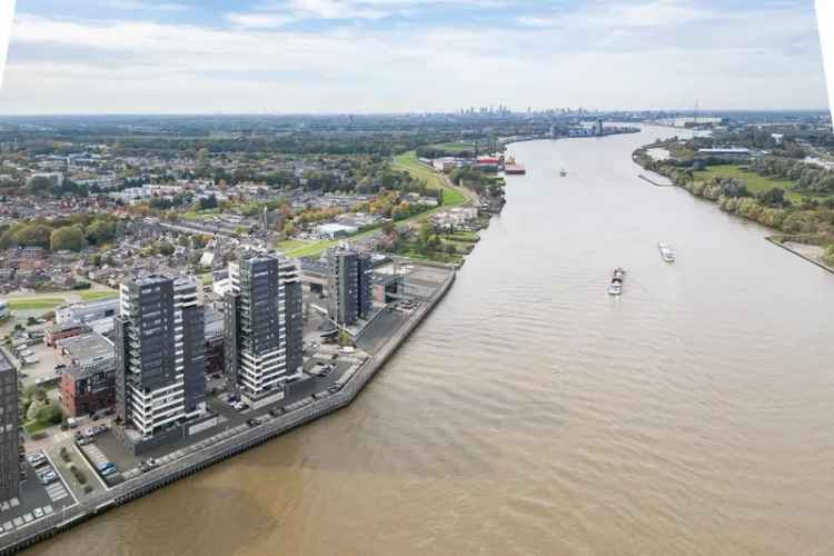 Portiekwoning Te Koop in Ridderkerk, Zuid-Holland