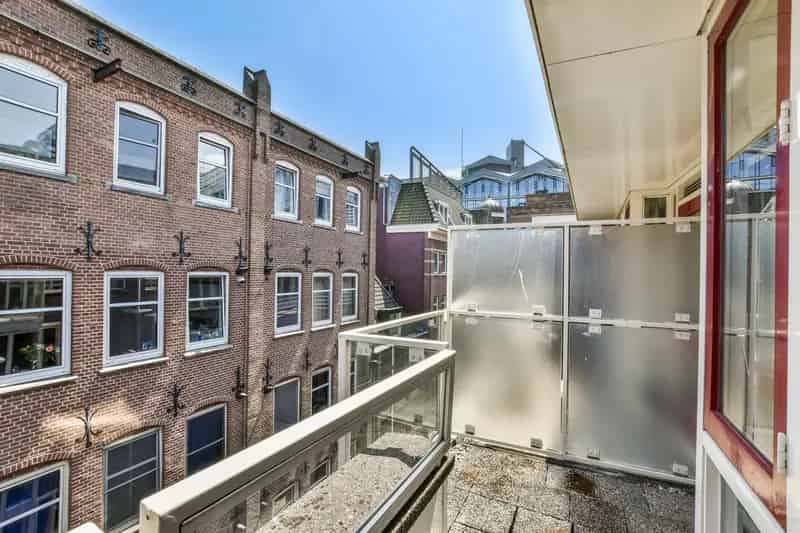 Amsterdam Centrum Studio Appartement Eigen Grond Lift Balkon