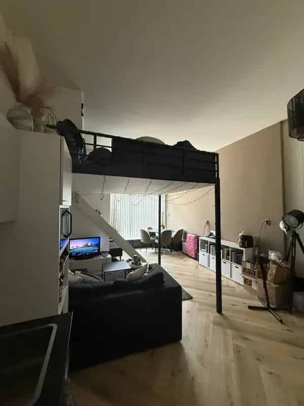Studio Veldhovenring Tilburg te huur
