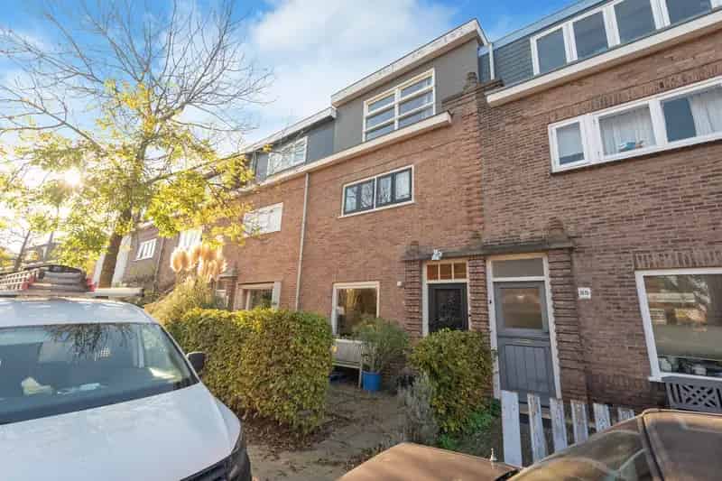 Moderne Tussenwoning Haarlem 5 Slaapkamers 2 Badkamers Houtvaartkwartier