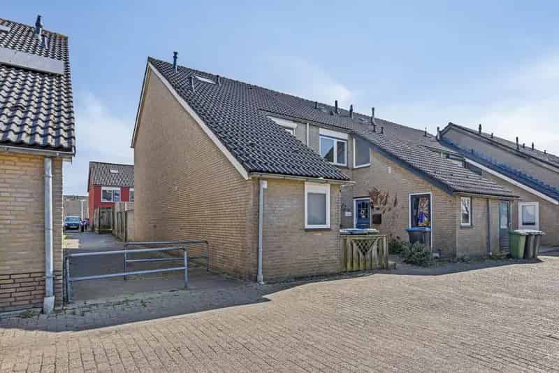Ruime 5 Slaapkamer Hoekwoning Bergen op Zoom