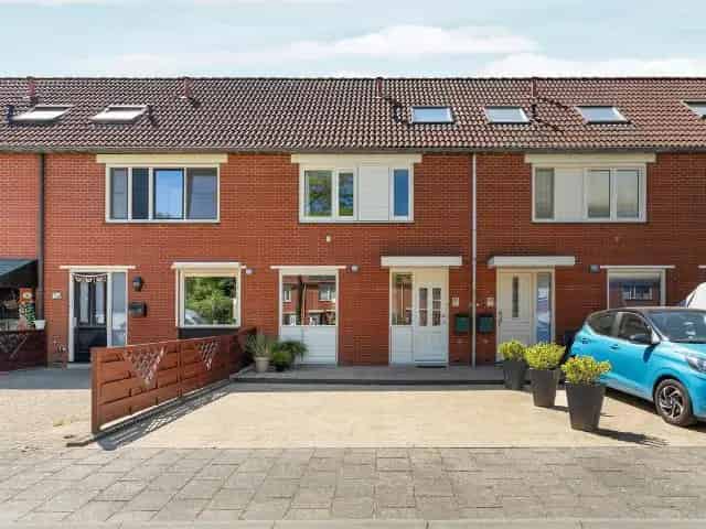 Moderne Tussenwoning te Koop Almere Waterwijk