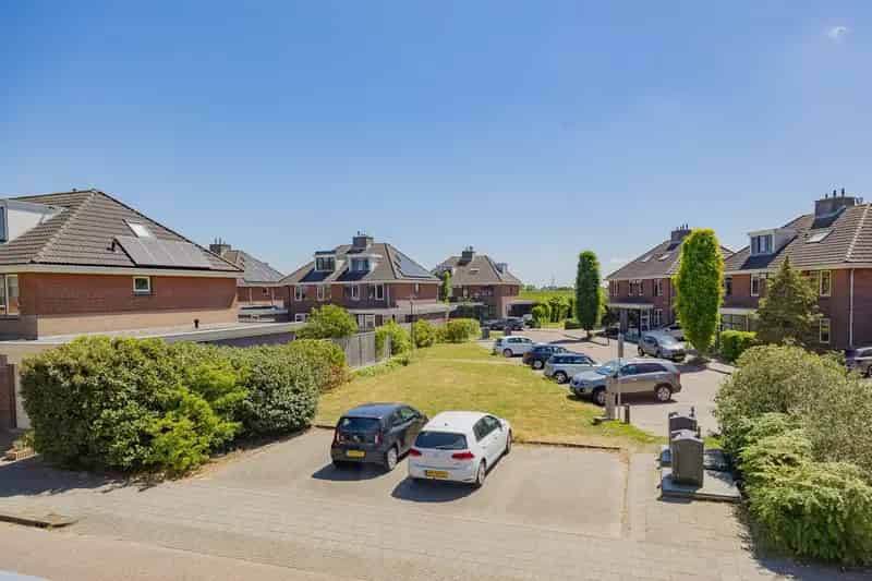 Huis te koop: Leen Spierenburgstraat 30 2064 LW Spaarndam 