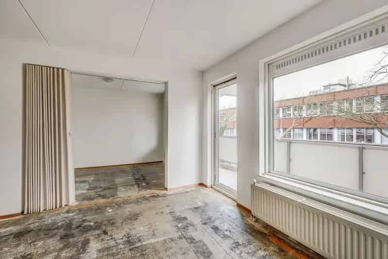 3 Kamer Appartement Buitenveldert 76m2 Groot Balkon