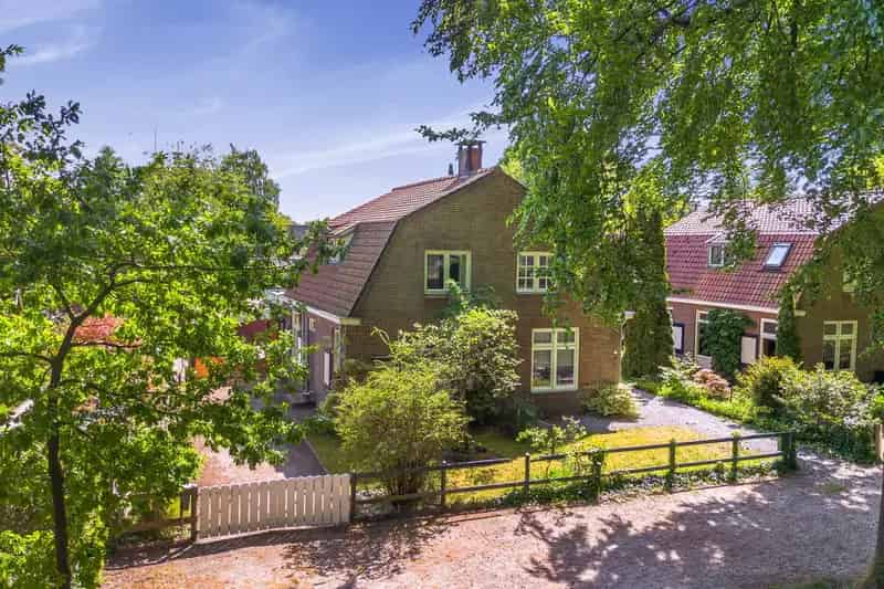 Huis te koop Doorn: Ruime 2-onder-1-kap woning met uitbreidingsmogelijkheden