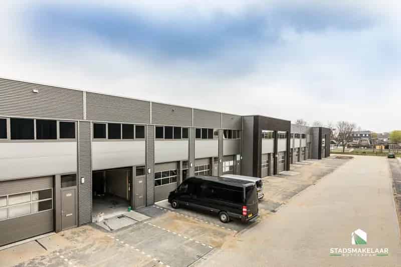 Bedrijfshal te Huur Bergschenhoek 130m²