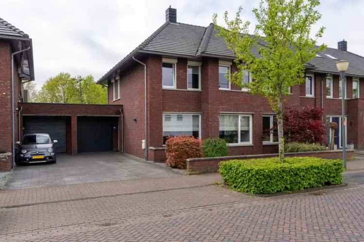 Topwoning Landgoed Driessen: Energiezuinige Hoekwoning met Garage
