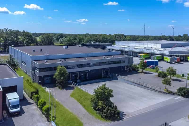 Bedrijfshal Nieuwleusen 3640m² te huur