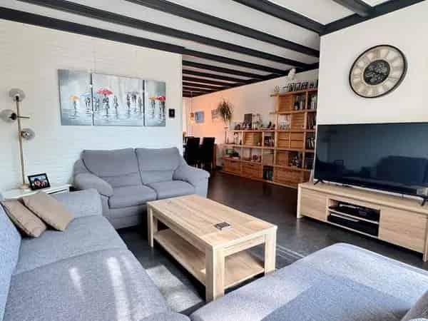 Moderne Tussenwoning Hoogvonderen Starter Instapklaar 4 slaapkamers