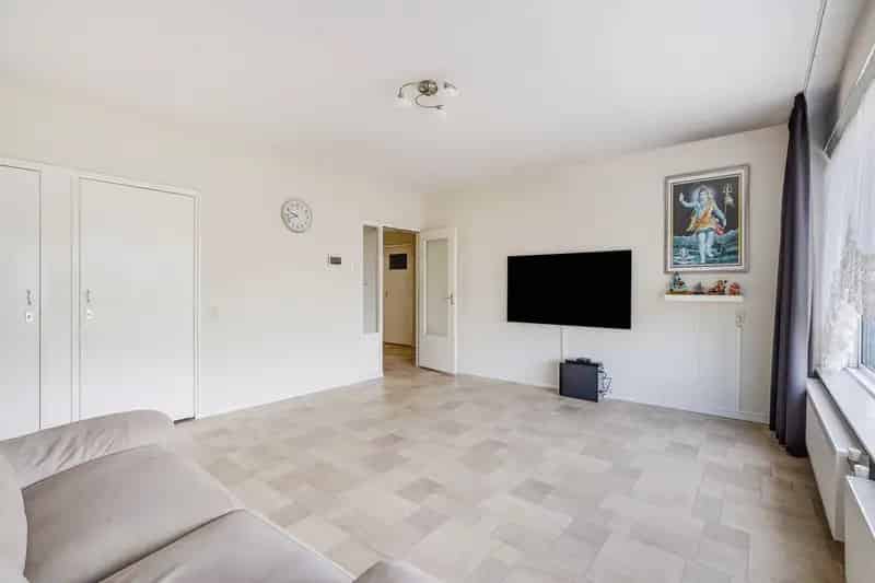 Tweekamerappartement Rijswijk  55m2  Zonnig Balkon  Eigen Parkeerplaats