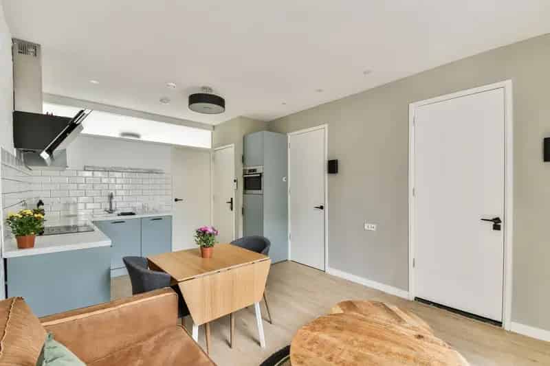 Appartement Amsterdam Oost 39m2 gerenoveerd eigen grond