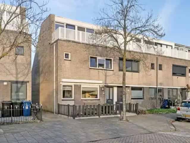 Eindwoning Almere Muziekwijk 3 slaapkamers dakterras
