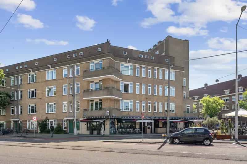Amsterdam Zuid: Sfeervol 2-kamer appartement 57m²